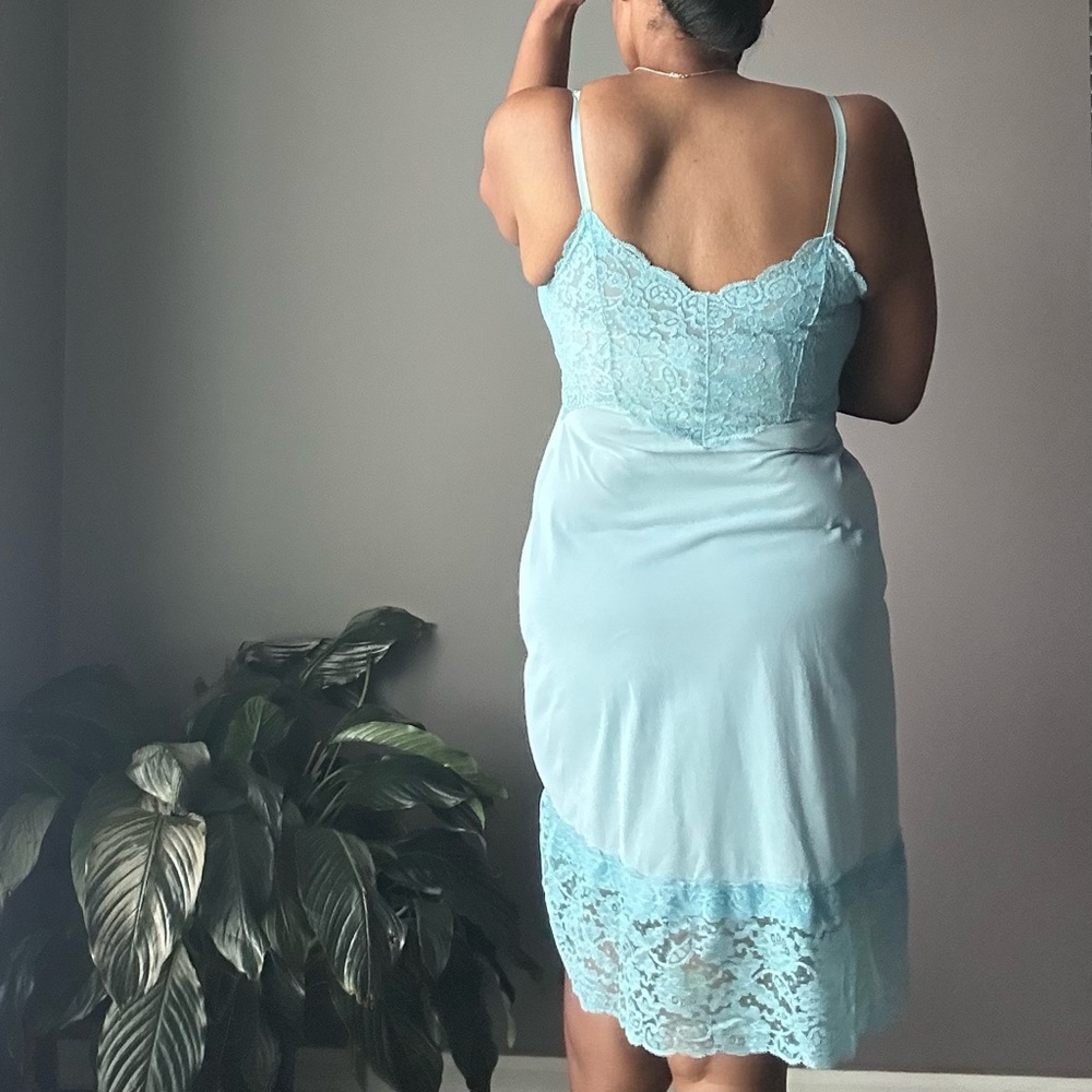 Vintage Full Slip Dress Blue Womens Size 34 Lace Nylon Boudoir Flirty Sexy - Picture 4 of 14